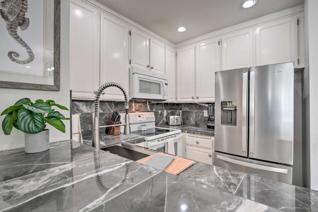 Charming Oceanside Condo With Beach And Pool Access! Luaran gambar